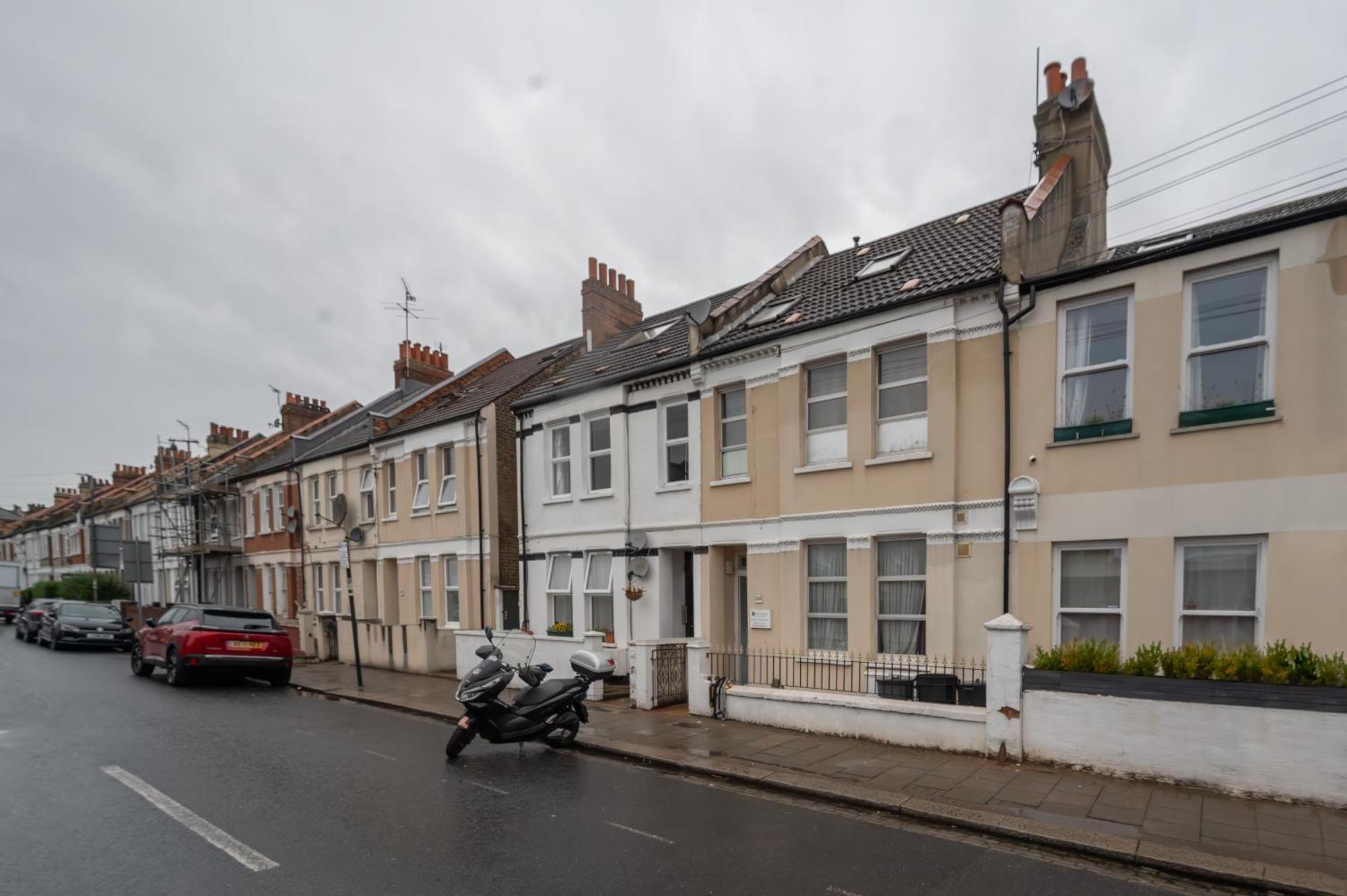 Flexistay Aparthotel Tooting London Exterior foto