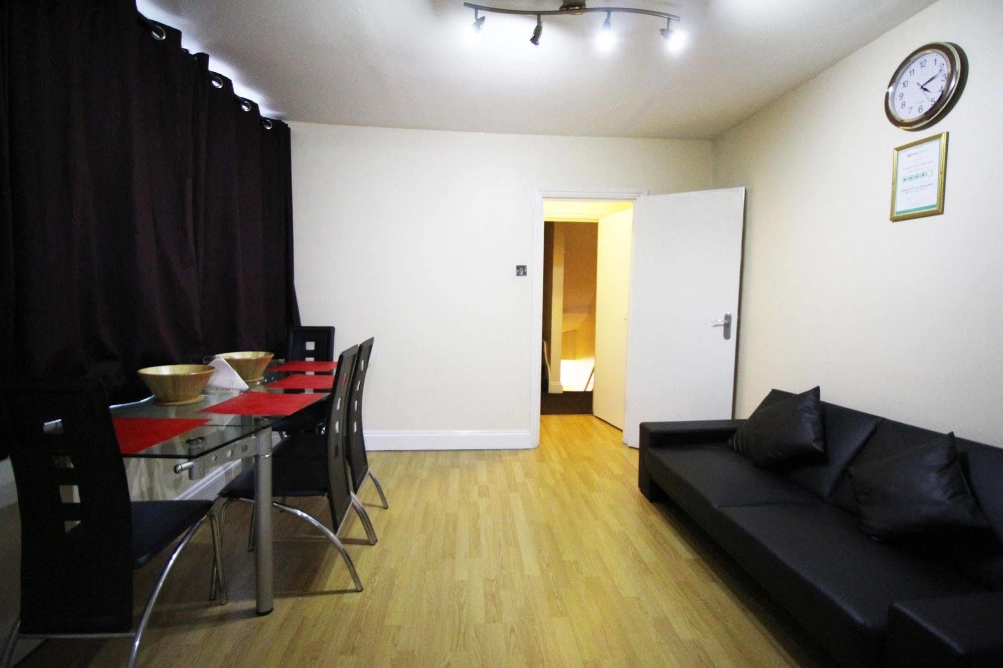 Flexistay Aparthotel Tooting London Exterior foto