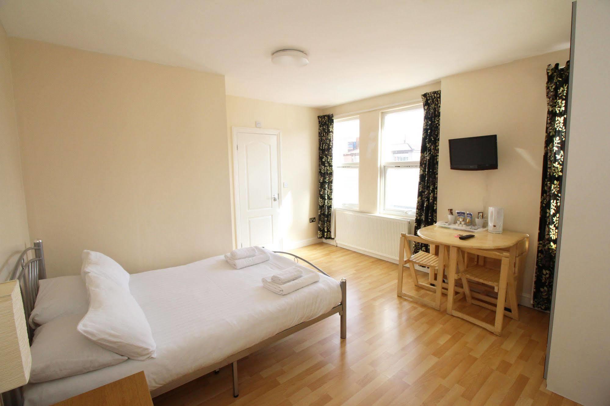 Flexistay Aparthotel Tooting London Exterior foto